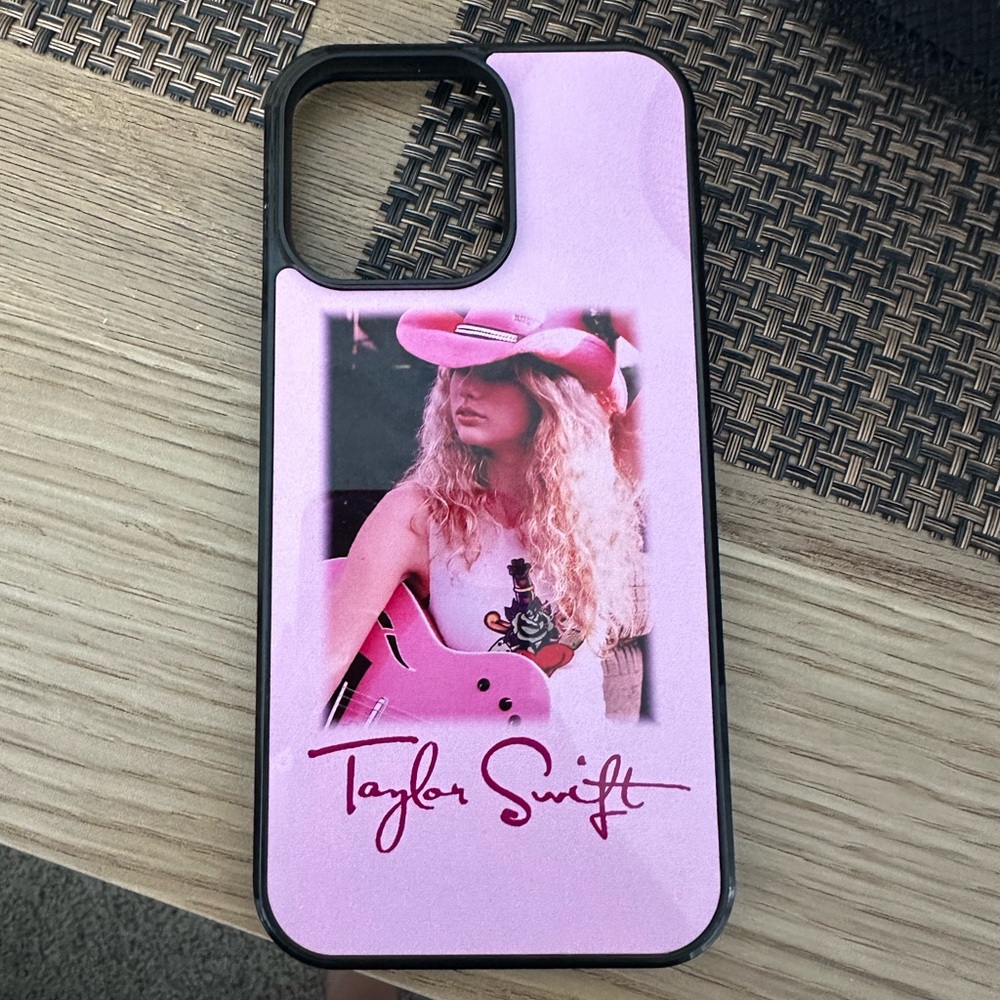 Taylor Swift iPhone 14 Pro Max Case
